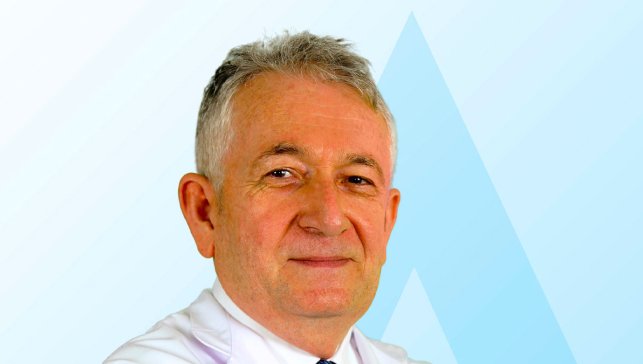 Sadece yaşlılık hastalığı değil: Gençlerde kalp çarpıntısını tetikleyen 9 hatalı alışkanlık açıklandı