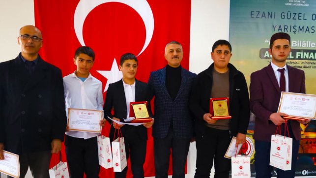 Ağrı Genç Bilaller İl Finali Patnos’ta Tamamlandı, Dereceye Giren Öğrenciler Ödüllendirildi