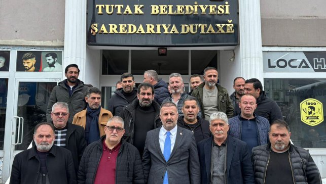 Tutak’ta 10 Aile AK Parti’ye Katıldı