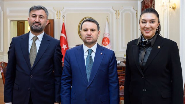 AK Parti Ağrı Milletvekili Kilerci ve İl Başkanı Yıldız'dan Adalet Bakanı Akın Gürlek’e ziyaret