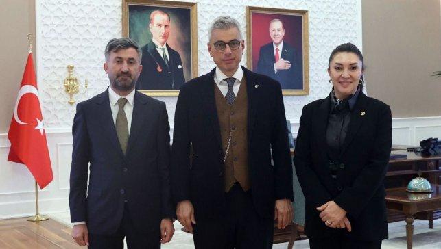 Ağrı’da 400 yataklı Devlet Hastanesi ve 250 yataklı Üniversite Hastanesi planı masada