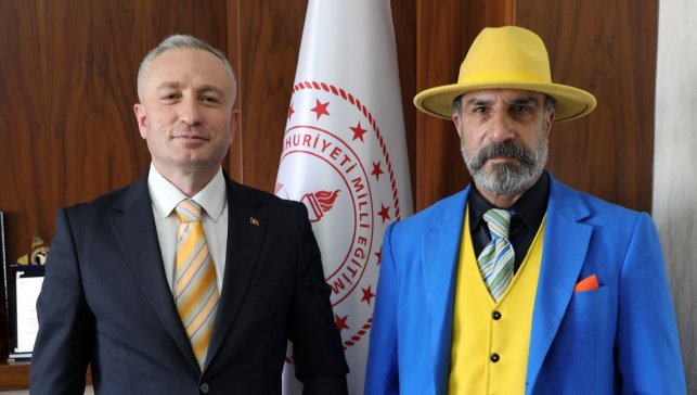 Ağrı’da dikkat çeken buluşma: Hasan Kökrek, kentin tanınan ismi Murat Kalender’i ağırladı