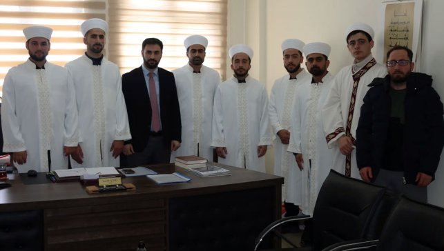 Diyanet Akademisi Mezunları Diyadin’de Göreve Başladı: Cübbe-Sarık Töreni Düzenlendi