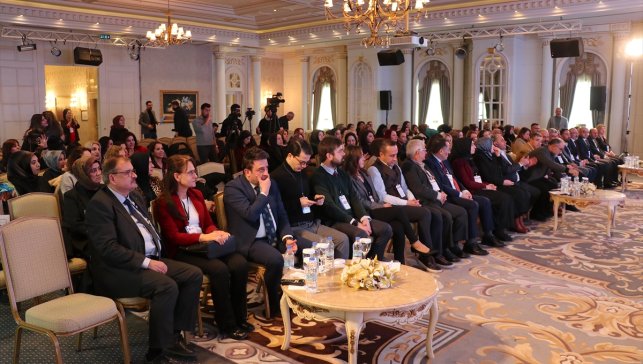 HAK-İŞ Türkiye Kadın Buluşmalarının ikincisi Van'da düzenlendi