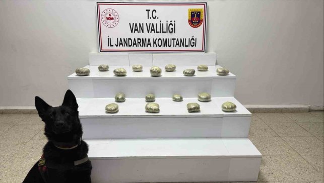 Başkale'de 20 kilo 250 gram toz esrar maddesi ele geçirildi