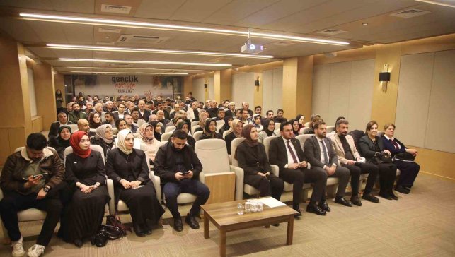 Elazığ'da bağımlılıkla mücadele semineri