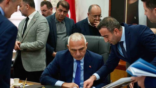 Akçadağ'ın turizm projeleri Bakan Ersoy'a sunuldu