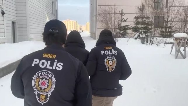 Kars merkezli 5 ilde "sahte el" operasyonu: 12 tutuklama