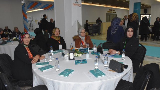 Van'da Köklerden Geleceğe Teşkilat Çalıştayı düzenlendi