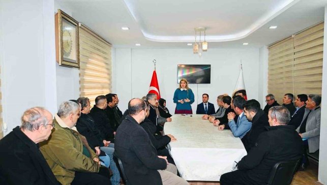 Milletvekili Ölmeztoprak muhtarlarla bir araya geldi