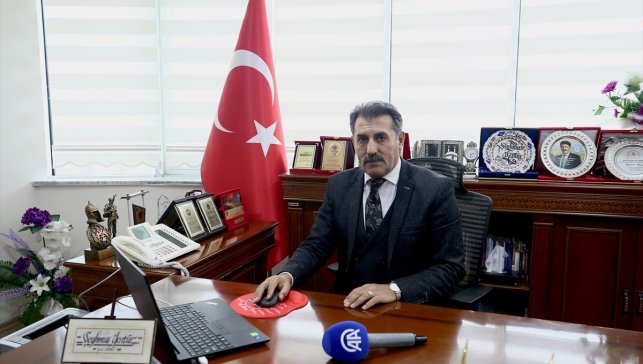 Muş İl Özel İdaresi Genel Sekreteri Yentür, AA'nın Yılın Kareleri oylamasına katıldı