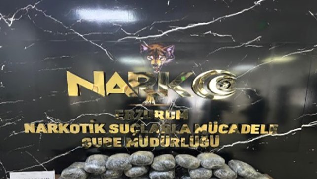 Erzurum'da 23 kilo skunk ve 11 kilo metamfetamin ele geçirildi