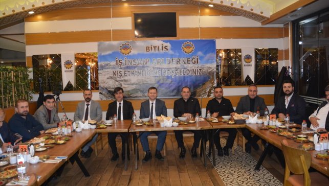 Bitlis Girişimci İş İnsanları Derneği, kurum amirleri ve STK'larla buluştu 
