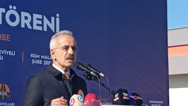 Bakan Uraloğlu: "Bugüne kadar deprem bölgesindeki illere toplam 79,4 milyar liralık yatırım yaptık"