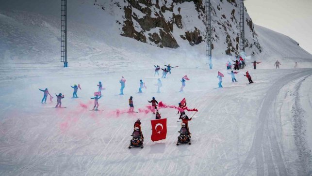 Avrupa Kış Sporları Haftası etkinlikleri Hakkâri'de düzenlendi