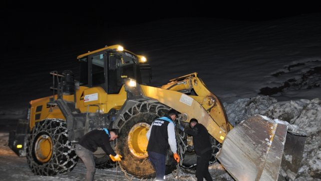 Bitlis'te ekipler 68 yaşındaki hasta için seferber oldu