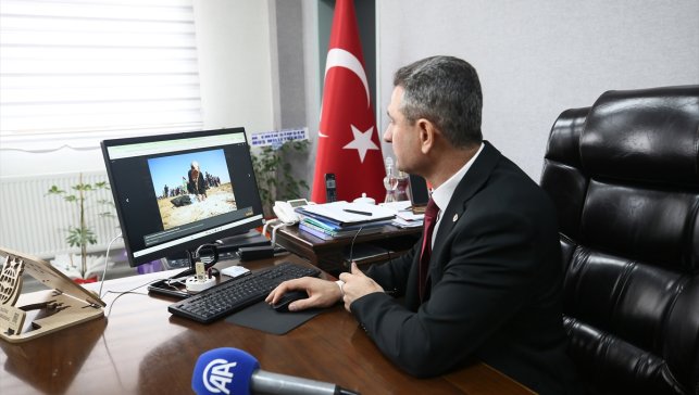 Muş İl Milli Eğitim Müdürü Altay, AA'nın Yılın Kareleri oylamasına katıldı