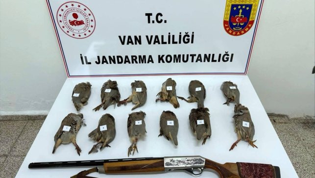 Van'da kaçak avlanan kişiye 81 bin 441 lira ceza kesildi