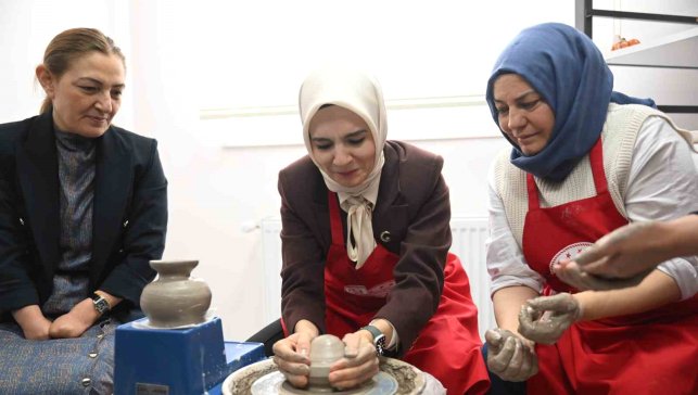Bakan Göktaş, Erzurum'da Engelli Aktif Yaşam Merkezi'nin açılışını yaptı