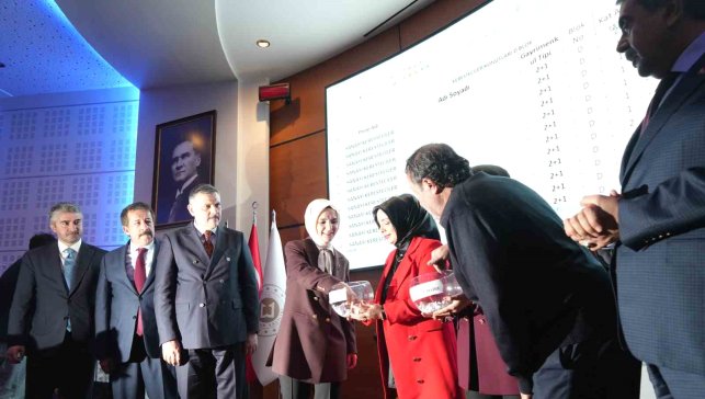 Bakan Göktaş: "Hizmetlerimizi hanelere daha hızlı ve daha etkili ulaştırmak için sahadaki gücümüzü her geçen gün artırıyoruz"