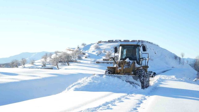 Muş'ta 146 köy yolu ulaşıma kapandı