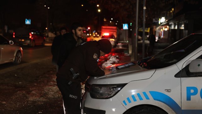 Polisten şok uygulamalara devam