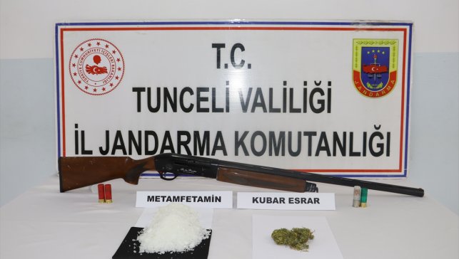 Tunceli'de uyuşturucu operasyonunda yakalanan 15 şüpheliden 4'ü tutuklandı