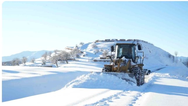 Muş'ta 238 köy yolu ulaşıma kapandı