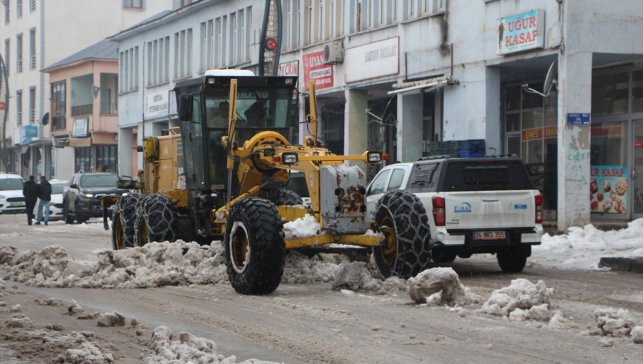 Bingöl'de eğitime kar engeli