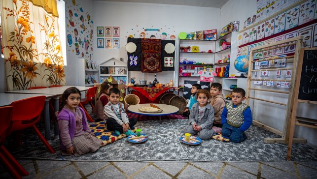 Ana sınıfı öğretmeninden minik öğrencilerine maketlerle uygulamalı eğitim