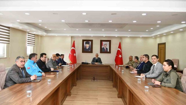 10. Çıldır Gölü Altın At Kristal Buz Festivali iptal edildi