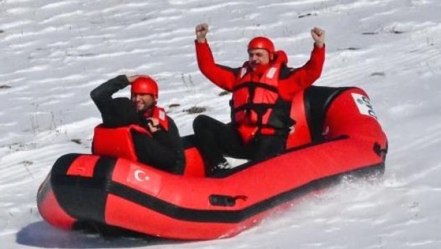 İşte farklı yönleri ve adrenalin tutkusuyla İçişleri Bakanı Mustafa Çiftçi portresi