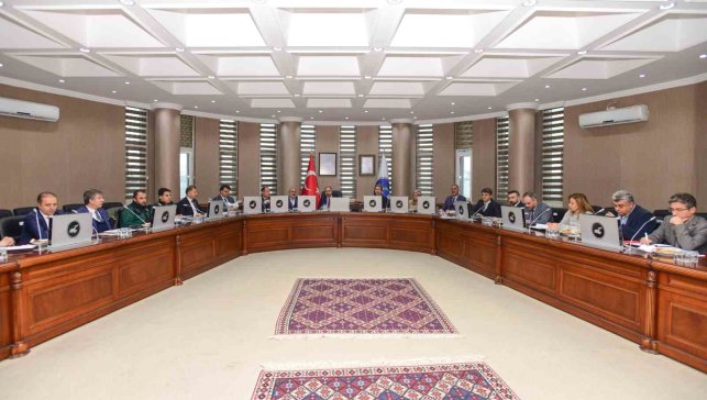 Van YYÜ Danışma Kurulu 'Sürdürülebilir Su Yönetimi' gündemiyle toplandı