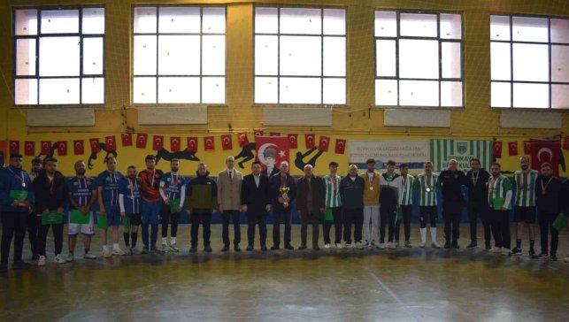 Şenkaya'da salon futbolu coşkusu