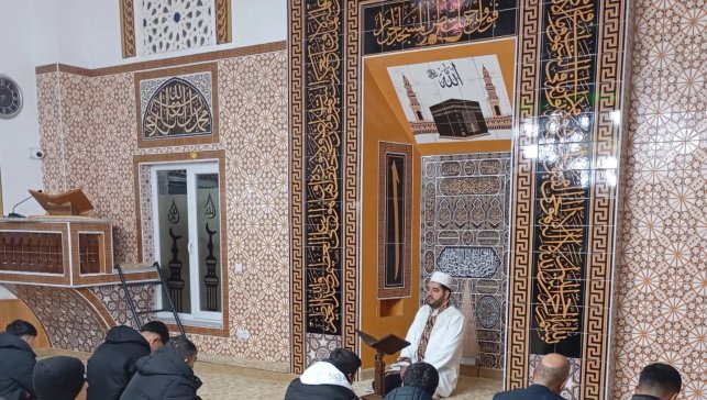 Elazığ'da sabah namazı gençlik buluşmaları sürüyor