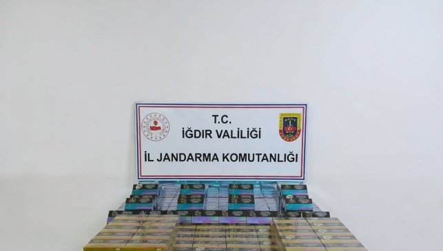 Iğdır İl Jandarma Komutanlığı'ndan kaçak elektronik sigara operasyonu