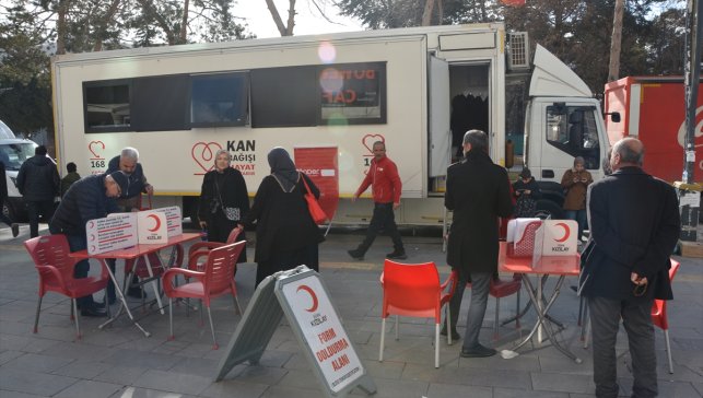 Tatvan'da kan bağışı kampanyası düzenlendi