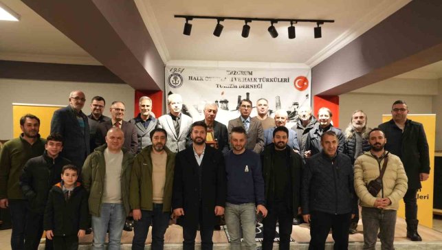 Erzurum'da âşıklık geleneğine dolu dolu bir akşam