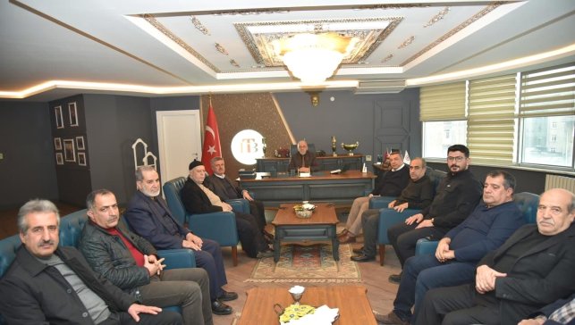 Başkan Dumandağ: "Borsalar arasında kurulacak iş birliklerinin, ülke ekonomisine uzun vadeli katkılar sağlayacağına inanıyoruz"