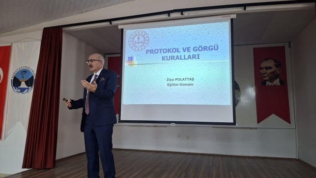Keban'da yöneticilere yönelik seminer 