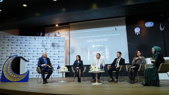 Medipol Sağlık Grubu'ndan Ramazan ve Sağlık paneli
