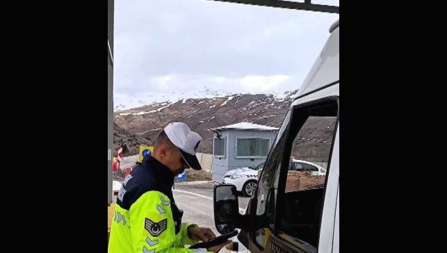 Trafik jandarmasından sivil denetim uygulaması