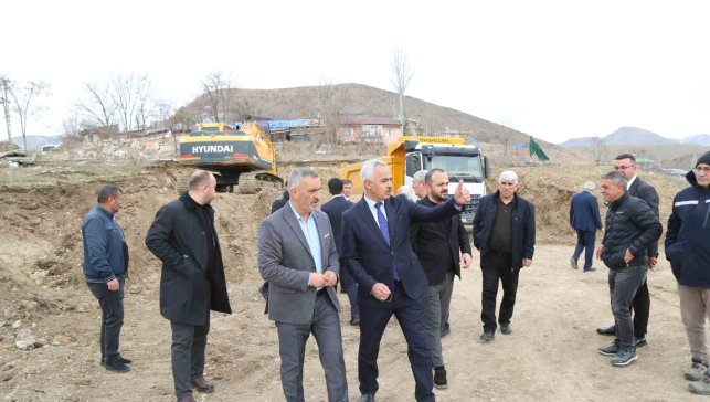 Oltu'da yeni öğretmenevinin temelleri açılıyor