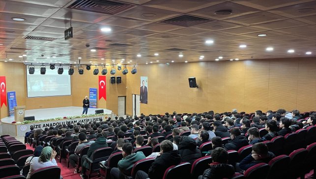 Bilim Kafe etkinlikleri Karadeniz Bölgesi'ndeki okullarda gerçekleştirildi