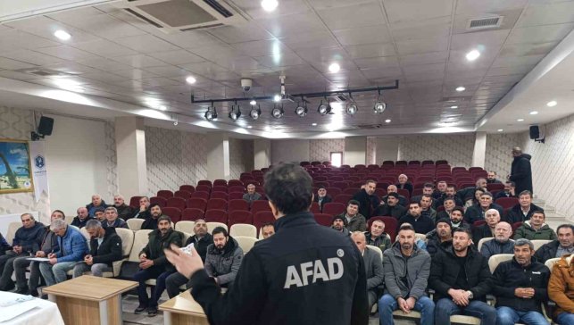 Elazığ'da çığ eğitimleri sürüyor