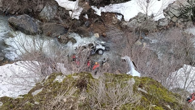 Güroymak'ta feci kaza: 3 ölü, 5 ağır yaralı