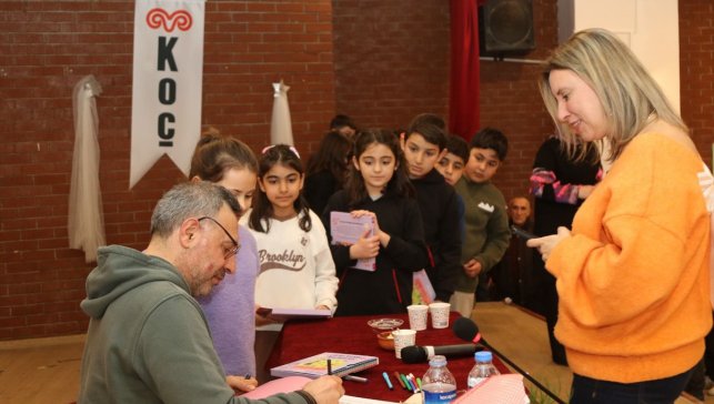 Van'da okur-yazar buluşmaları devam ediyor