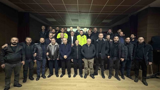 Yüksekova yollarında eğitim seferberliği