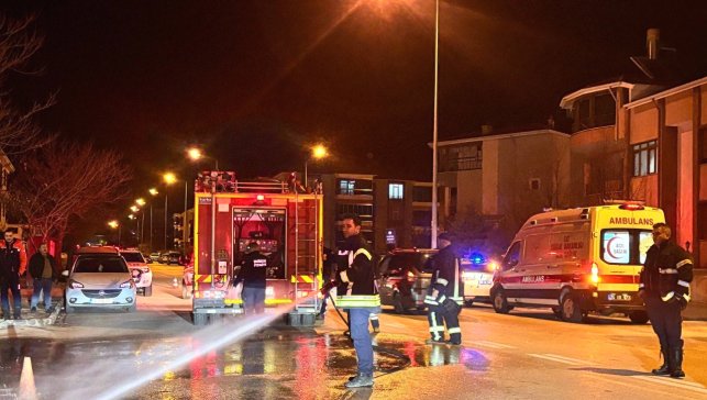 Otomobil ile motosiklet çarpıştı: 2 yaralı