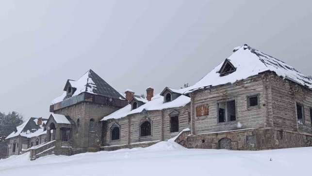 Kars'ta tarihin sessiz çığlığı: Sarıkamış'taki asırlık Rus köşkü yok oluyor